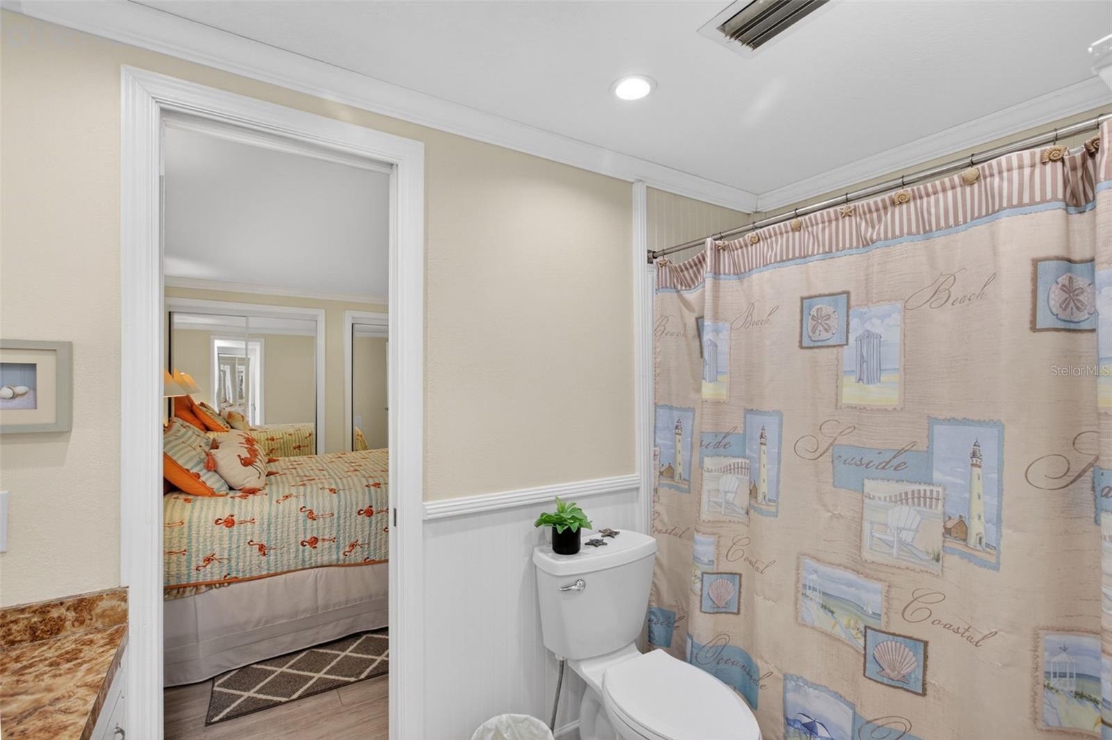 LA CASA MHP CO-OP - Residential