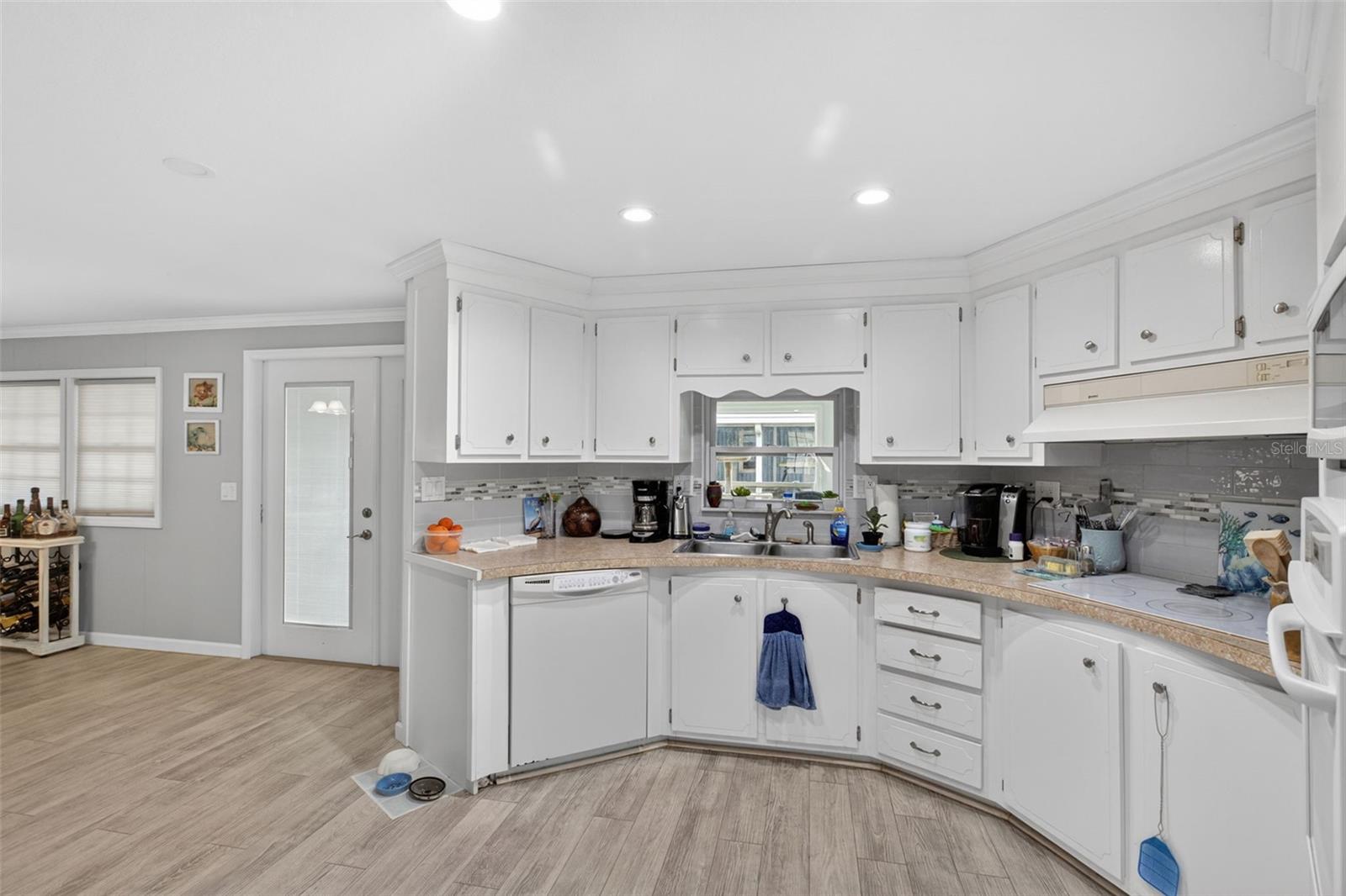 LA CASA MHP CO-OP - Residential