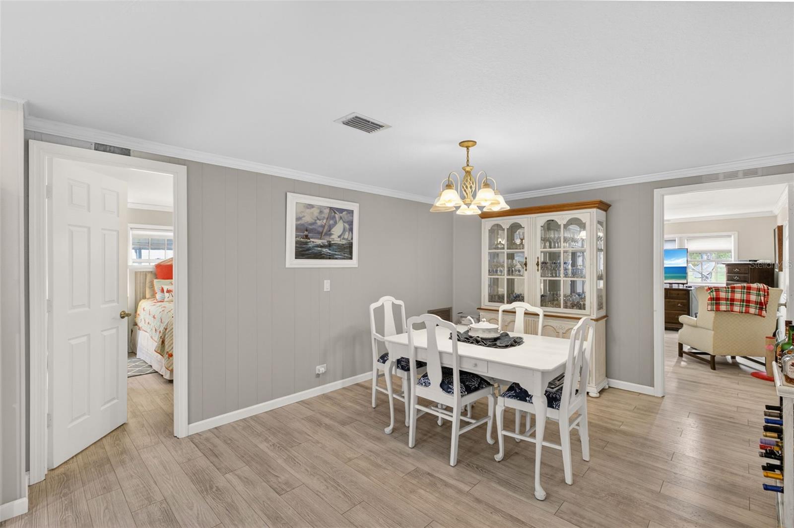 LA CASA MHP CO-OP - Residential