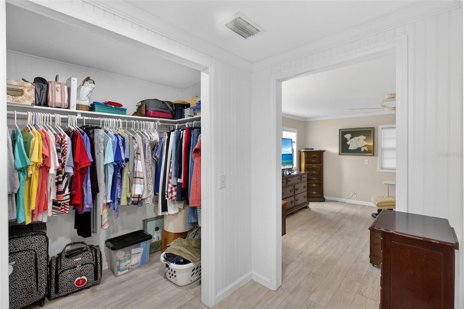 LA CASA MHP CO-OP - Residential