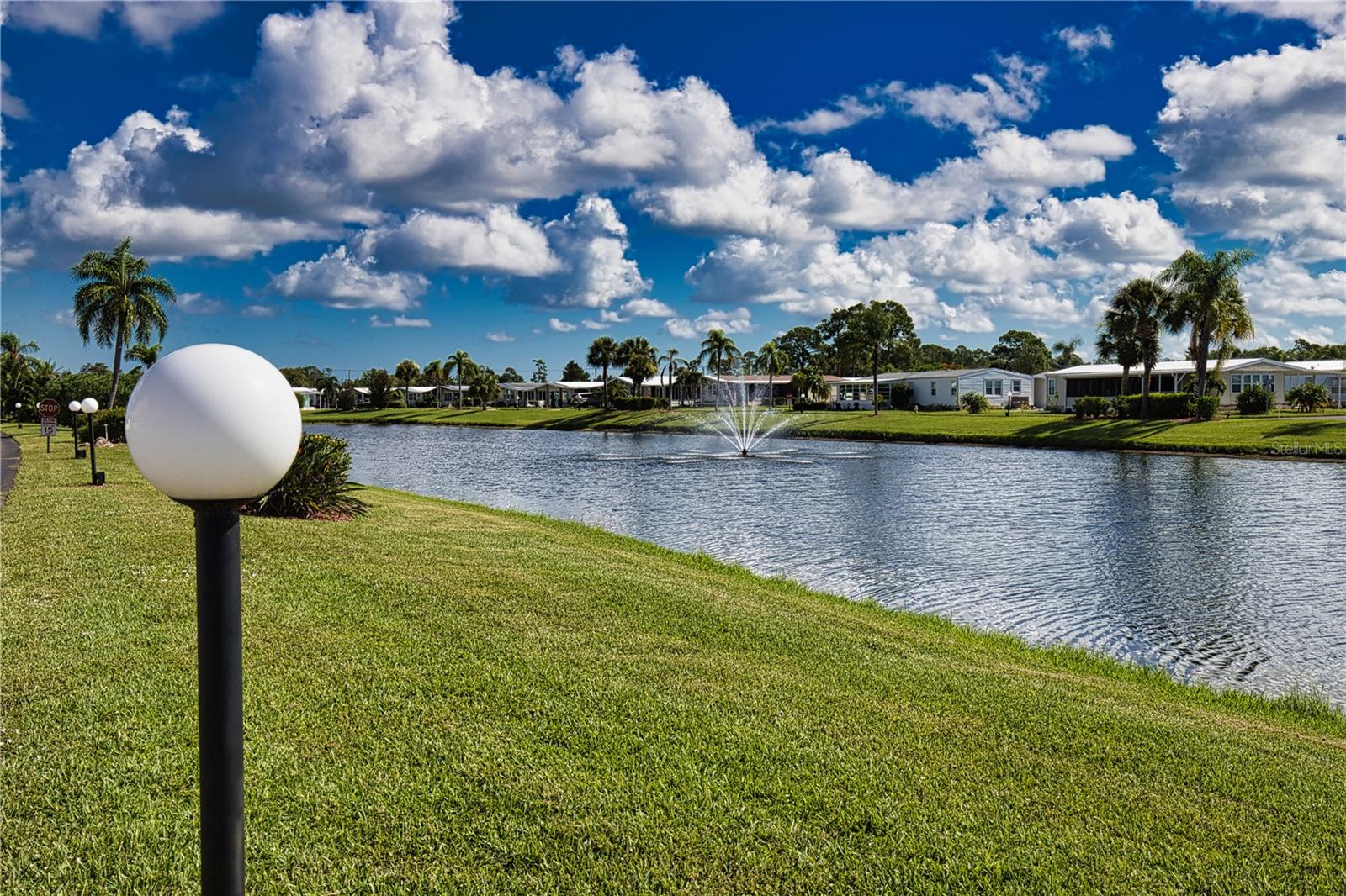 LA CASA MHP CO-OP - Residential