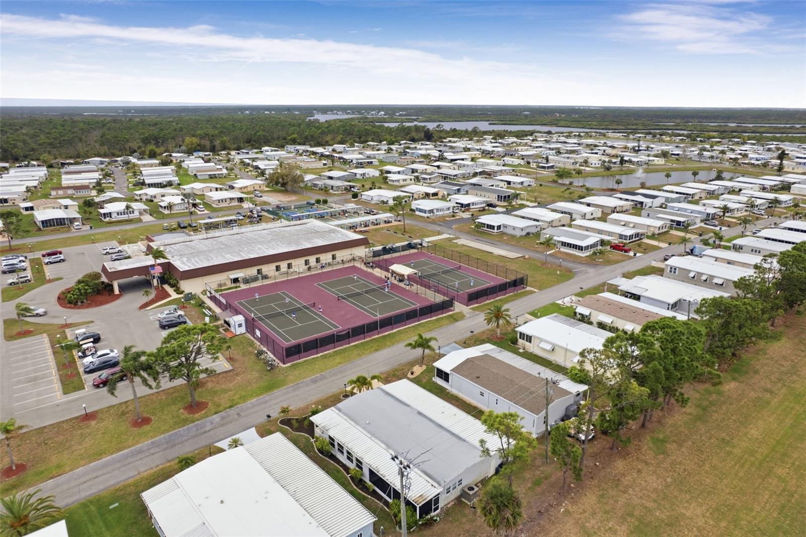 LA CASA MHP CO-OP - Residential