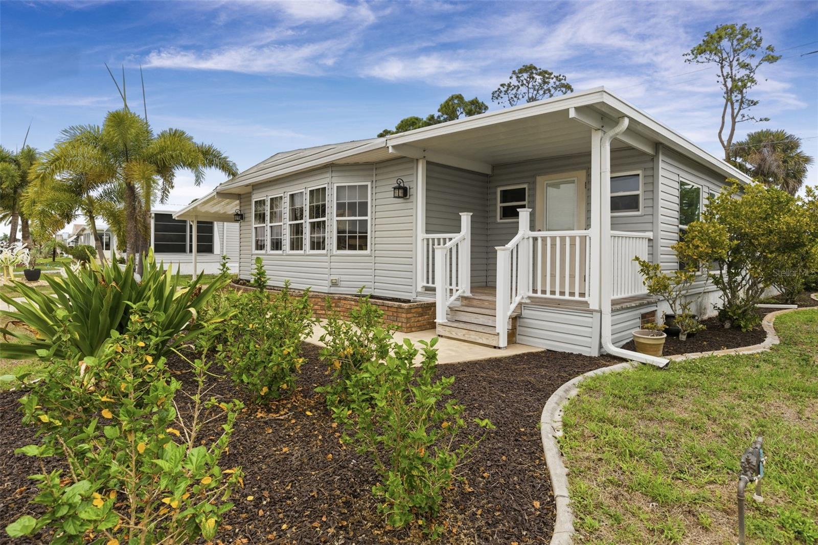 LA CASA MHP CO-OP - Residential