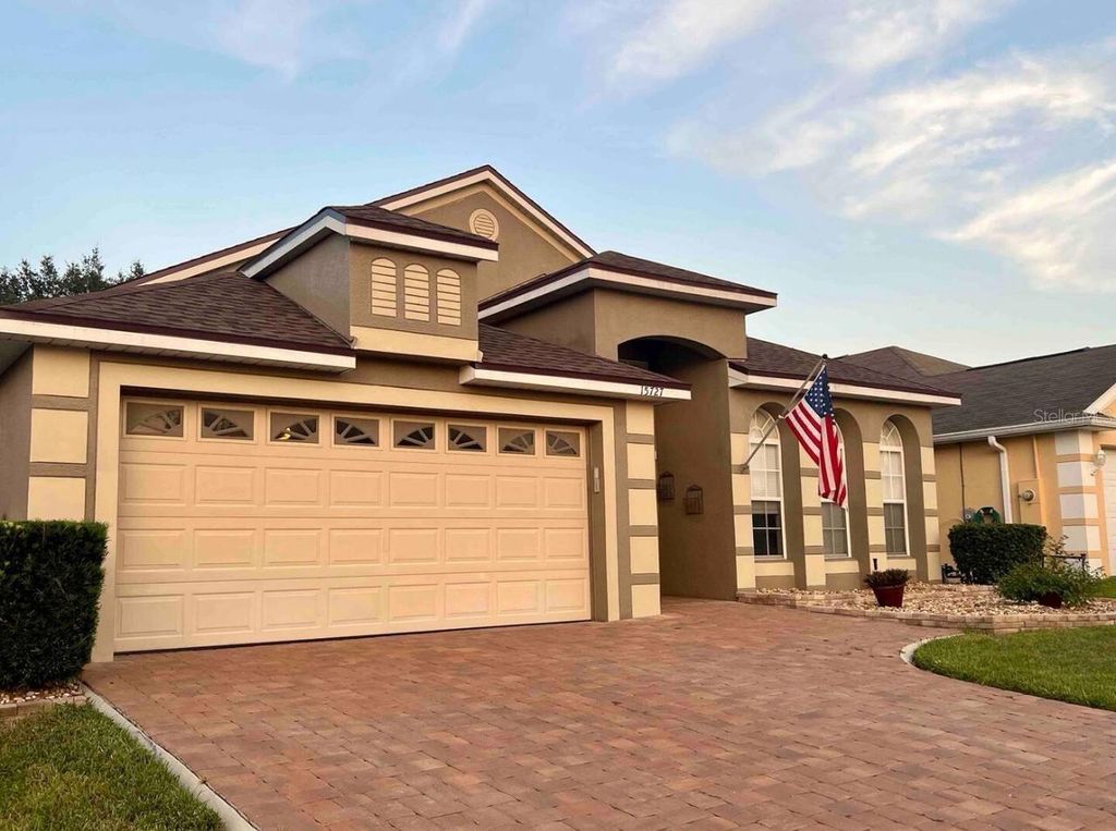 Photo of 15727 Markham Drive, Clermont, FL 34714 (MLS # S5148019)