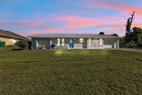 A home in PORT CHARLOTTE