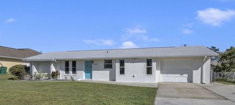 A home in PORT CHARLOTTE