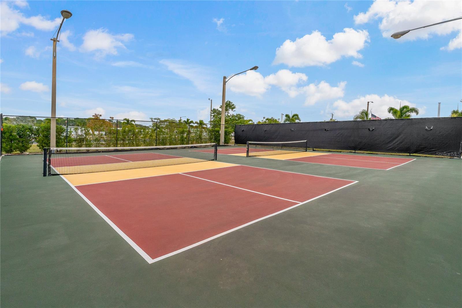 TRI-PAR ESTATES - Residential