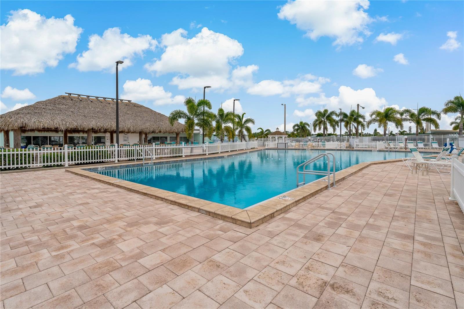 TRI-PAR ESTATES - Residential