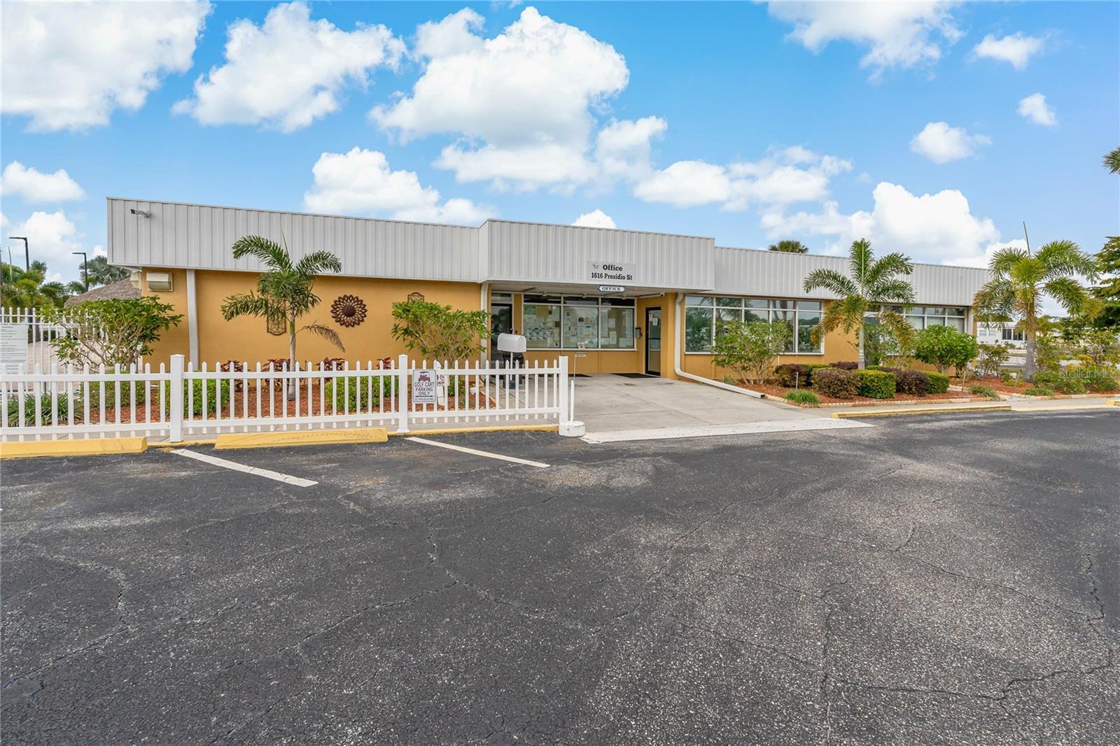 TRI-PAR ESTATES - Residential