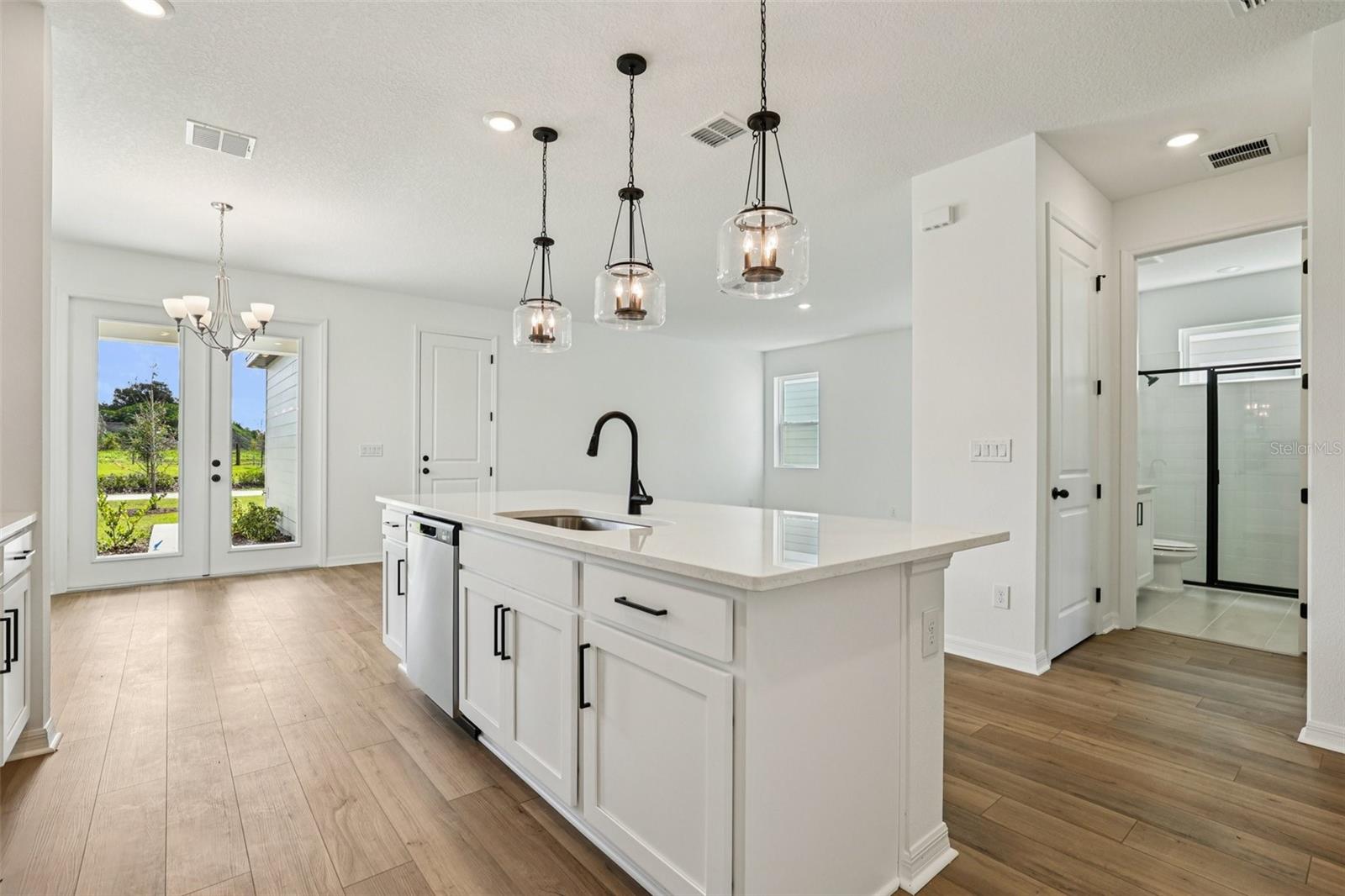 ELLINGTON PLACE - Residential
