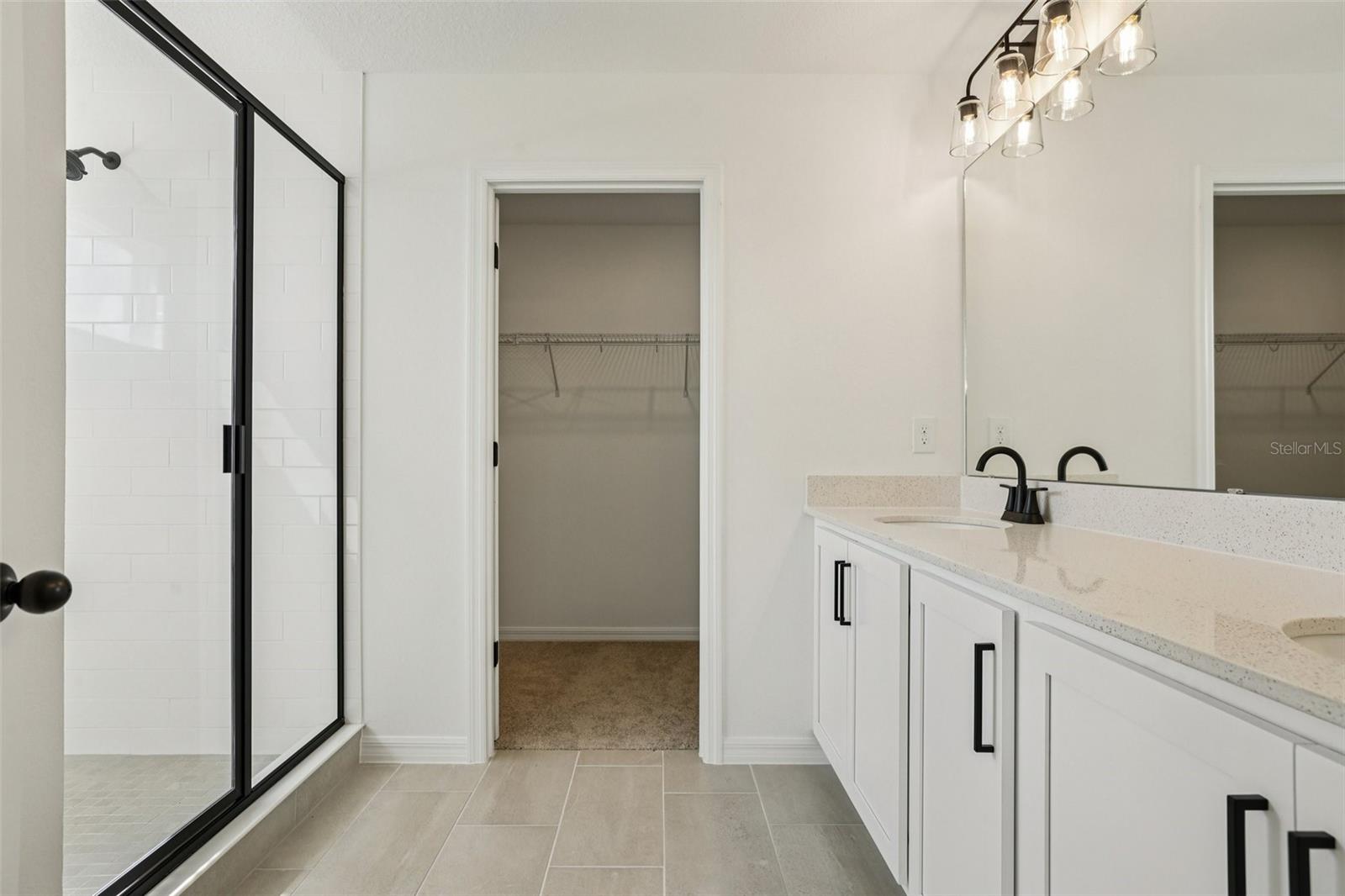 ELLINGTON PLACE - Residential