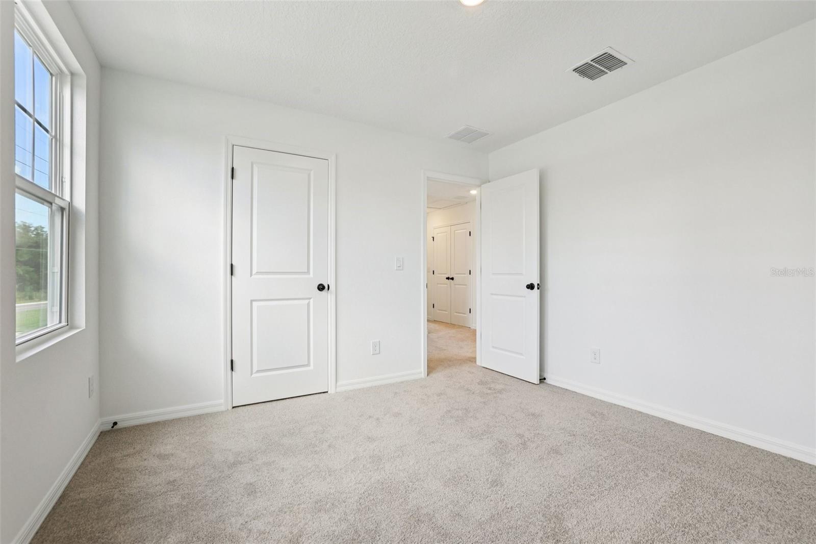 ELLINGTON PLACE - Residential