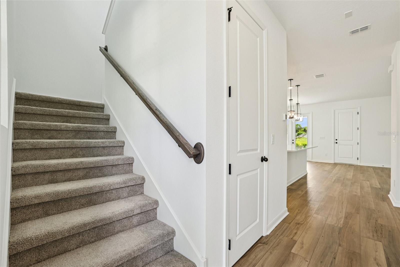 ELLINGTON PLACE - Residential