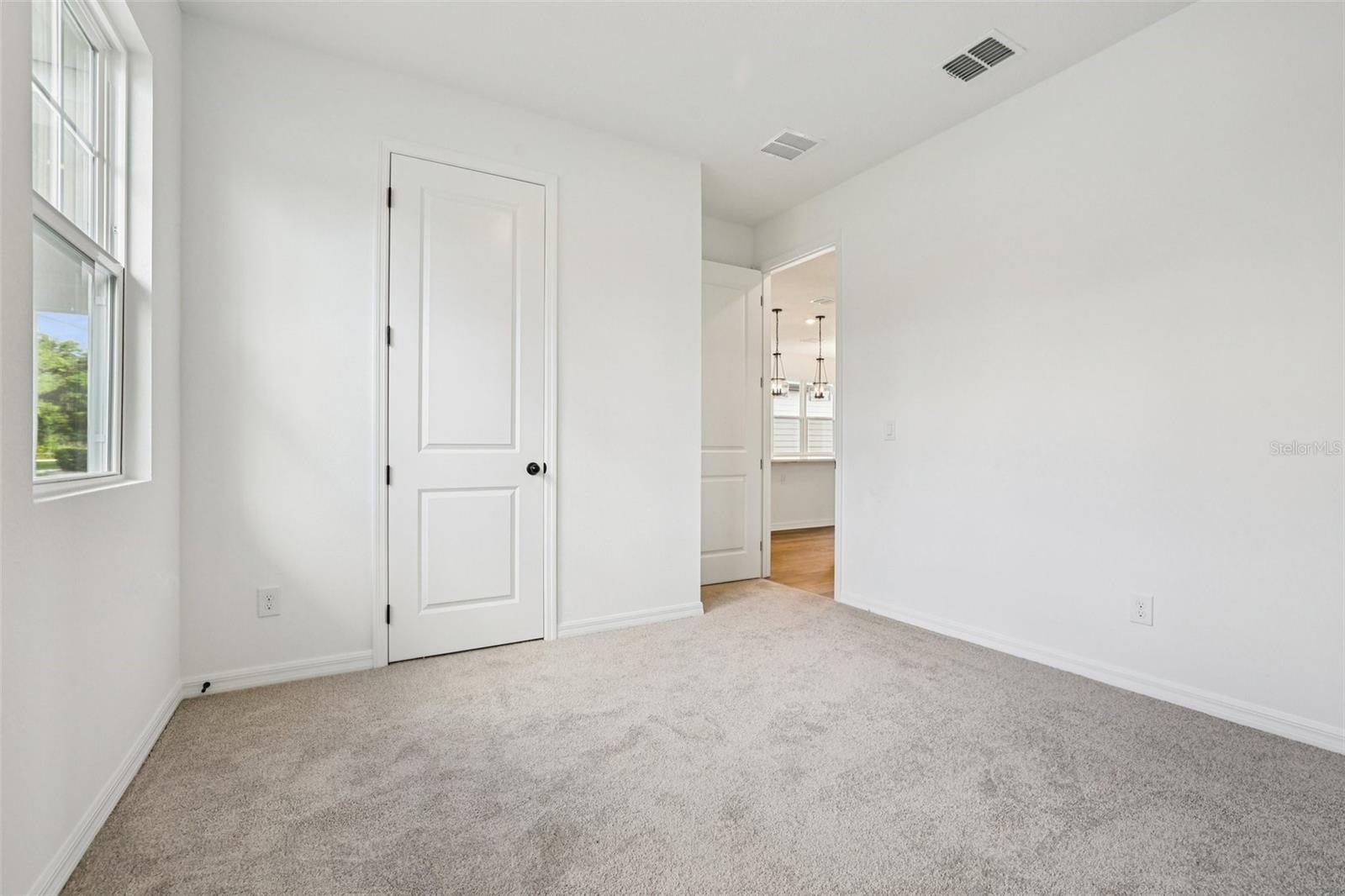 ELLINGTON PLACE - Residential