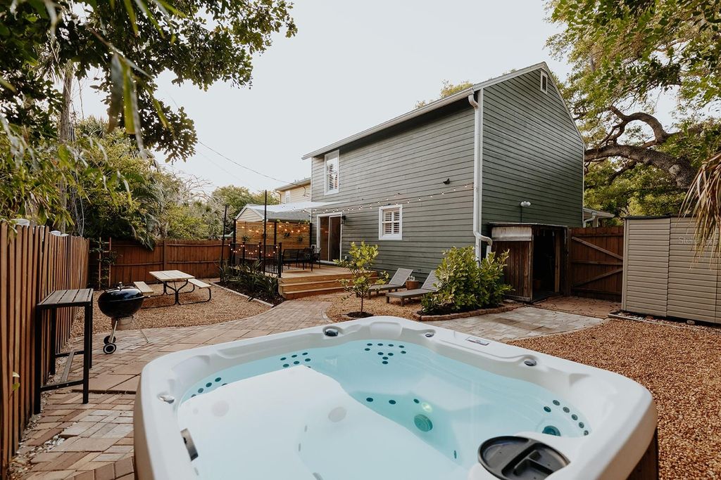 Photo of 2472 Temple Street, Sarasota, FL 34239 (MLS # A4665111)