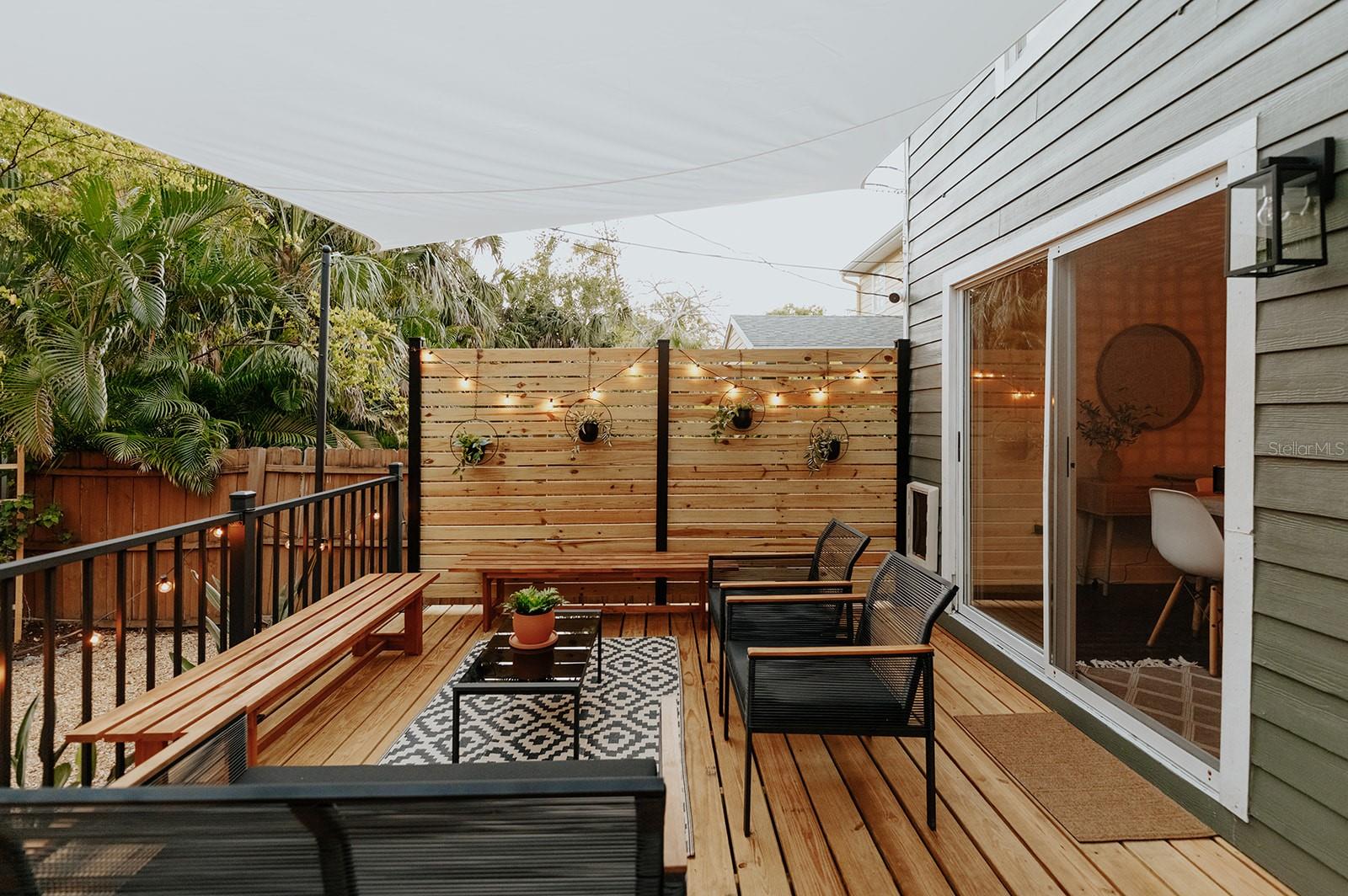 RUSTIC LODGE - Residential