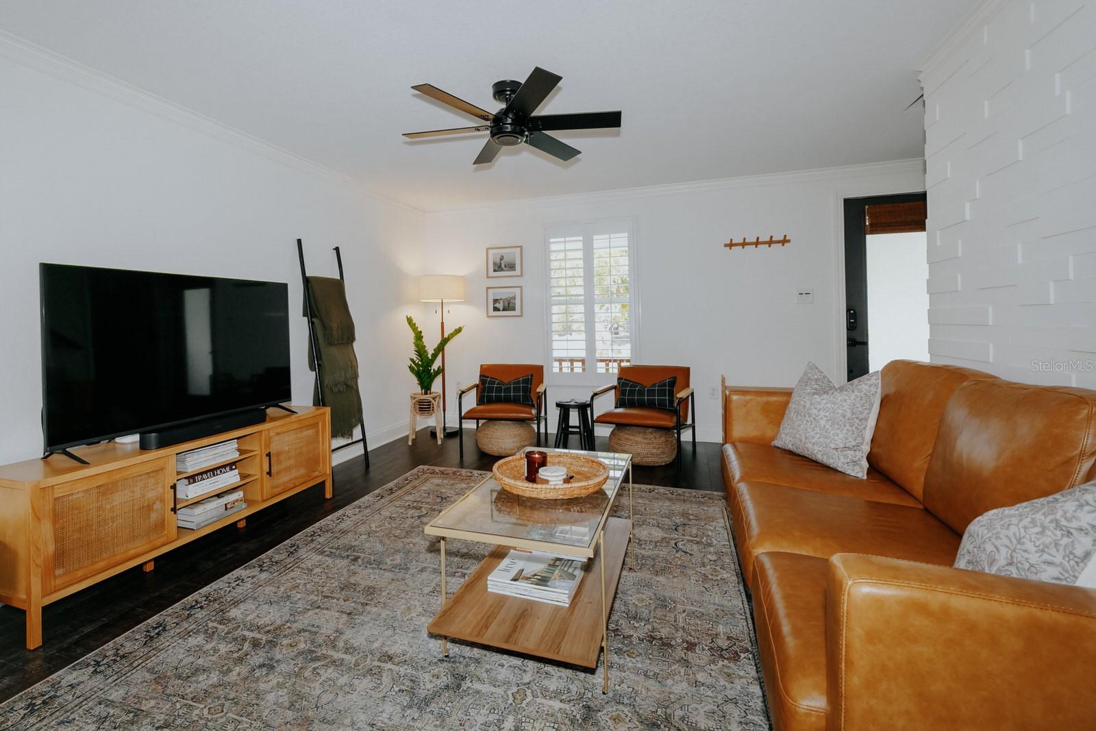 RUSTIC LODGE - Residential