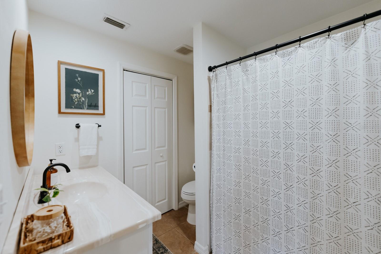 RUSTIC LODGE - Residential