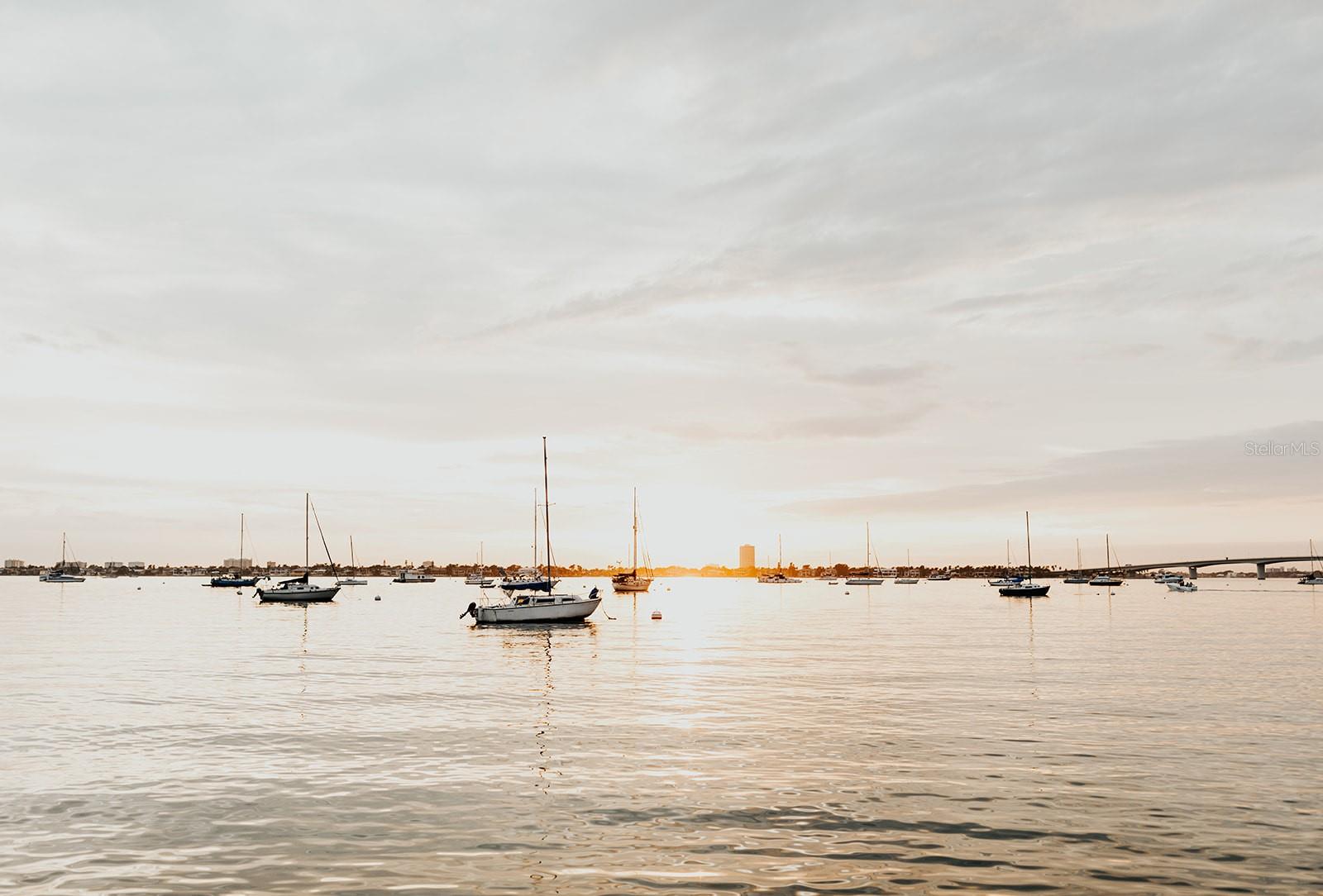 RUSTIC LODGE - Residential