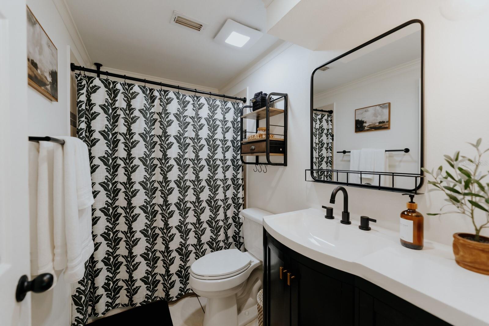 RUSTIC LODGE - Residential