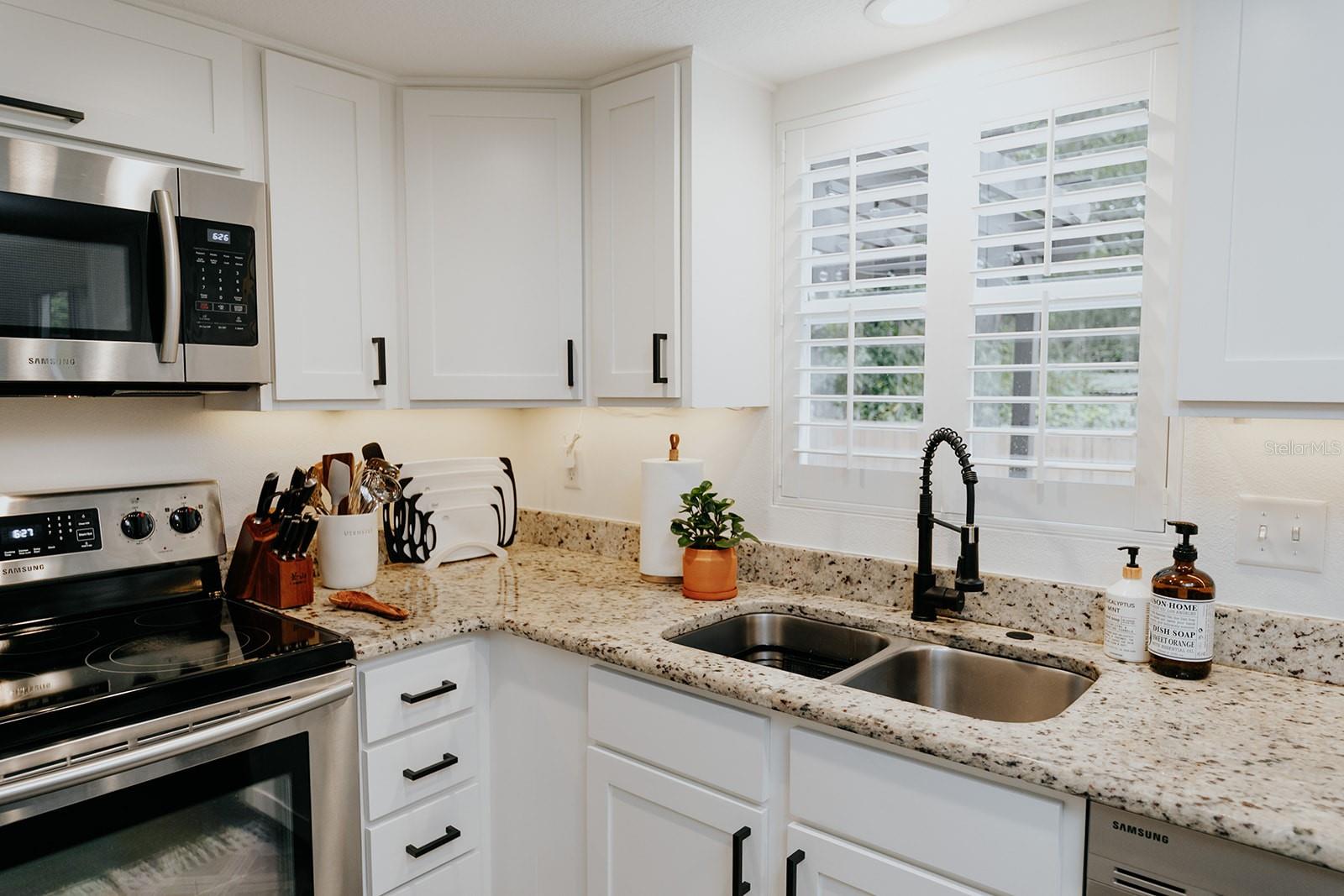 RUSTIC LODGE - Residential