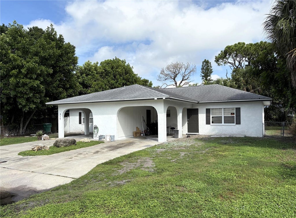 Photo of 315 60th Avenue Terrace W, Bradenton, FL 34207 (MLS # A4708967)