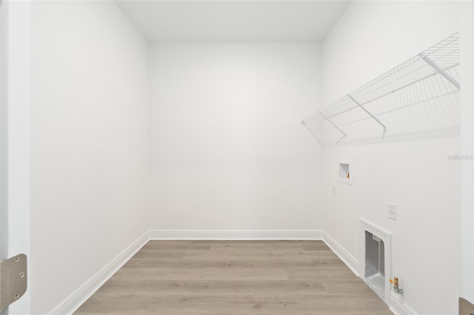 ON TOP OF THE WORLD - Residential