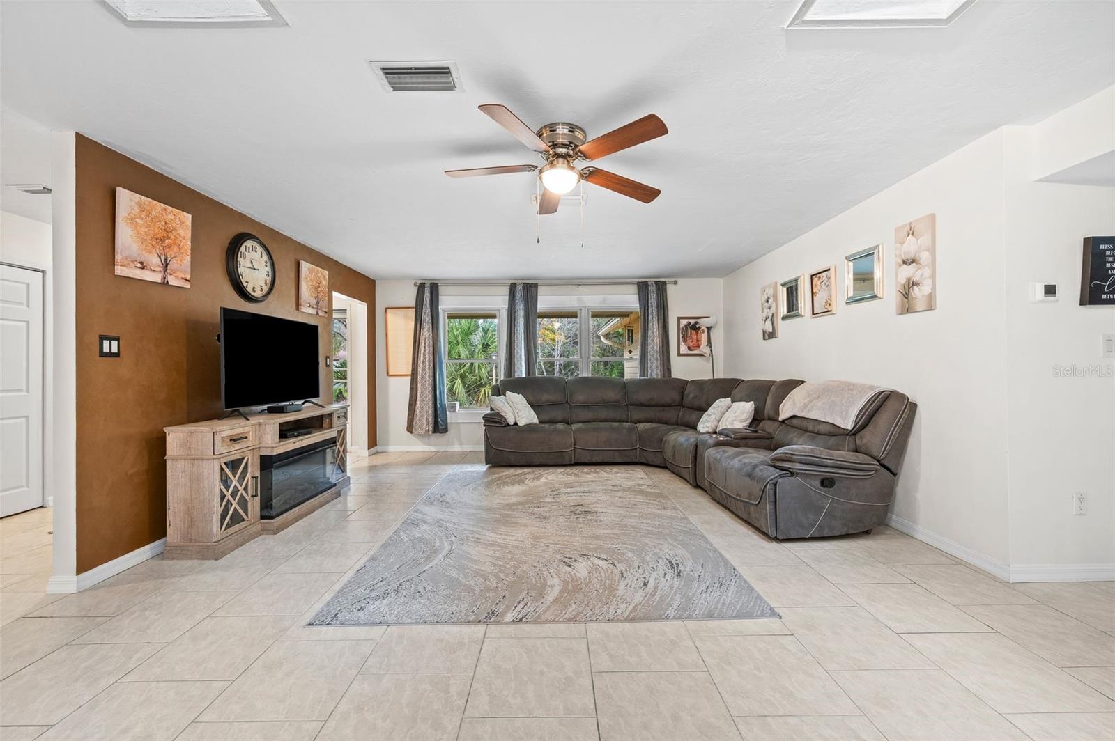 HILLS OF SANTA FE - Residential