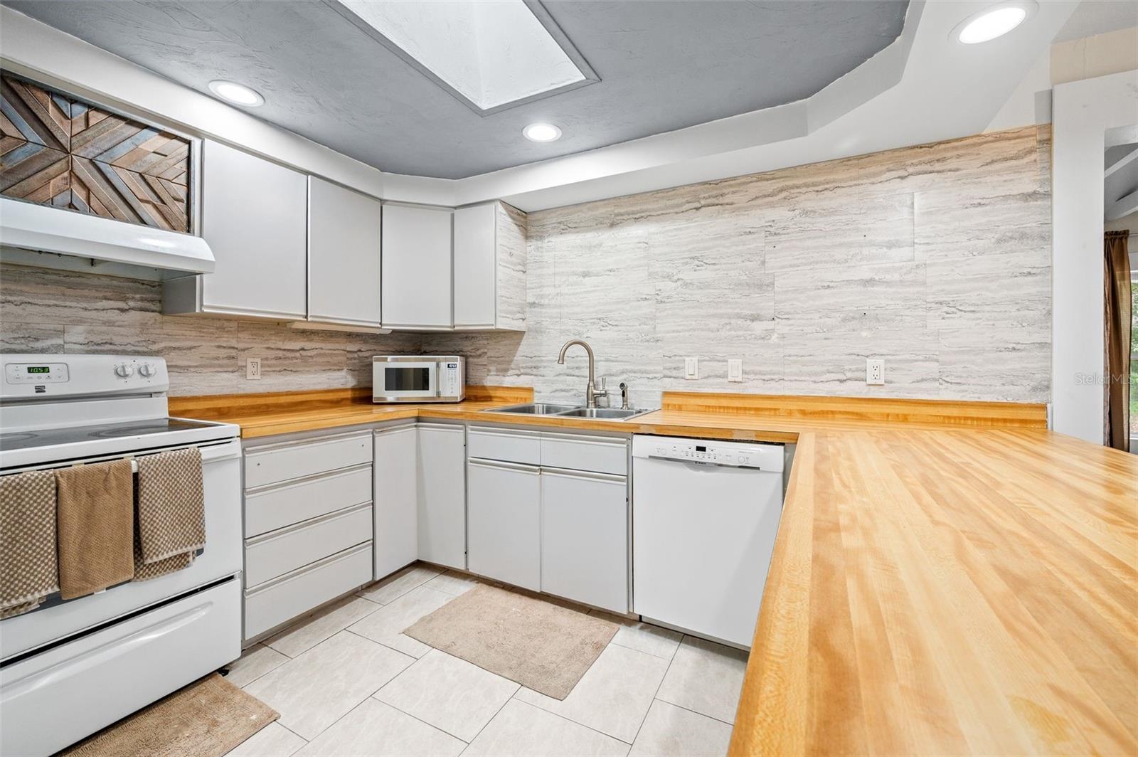 HILLS OF SANTA FE - Residential