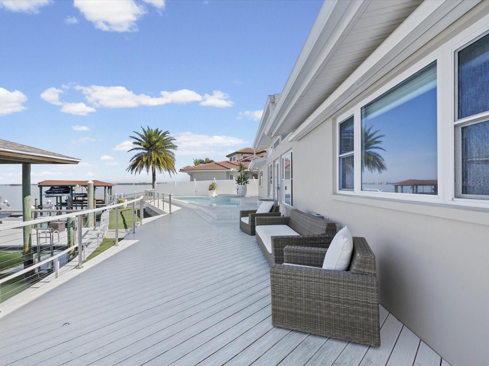 ISLAND ESTATES - Residential