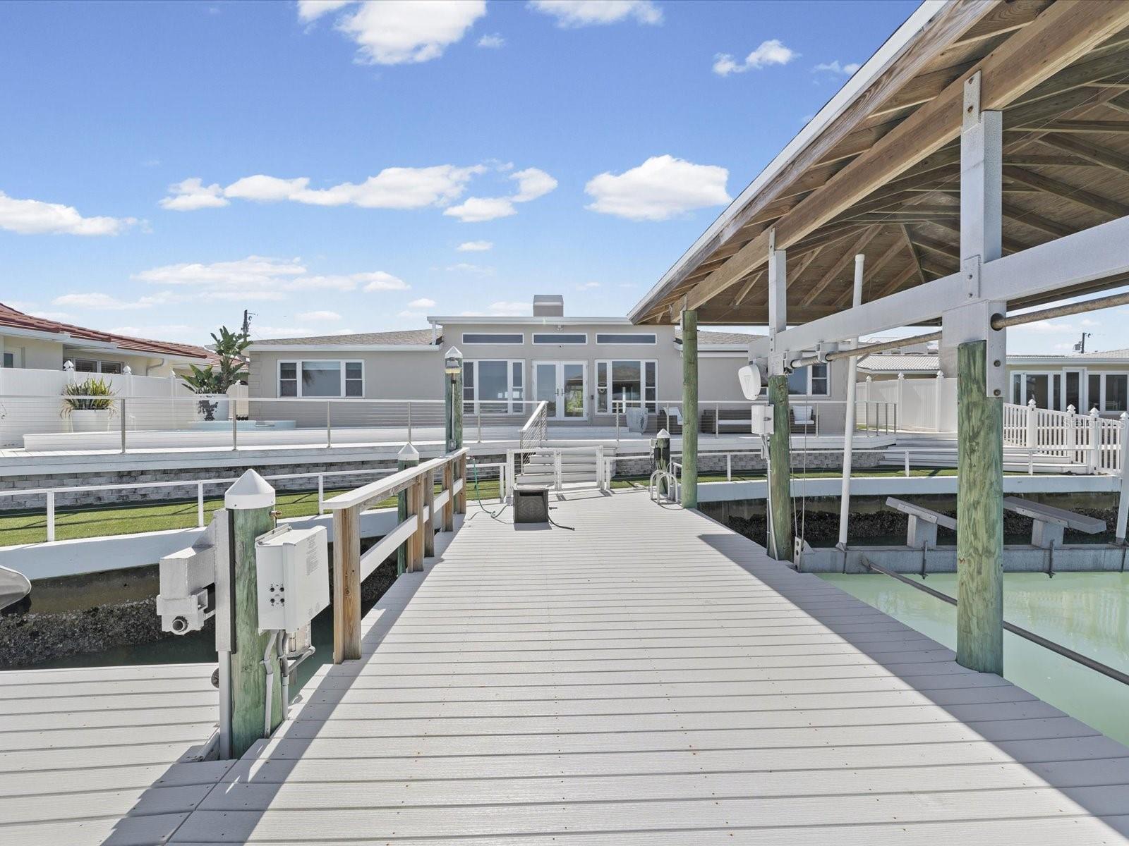 ISLAND ESTATES - Residential