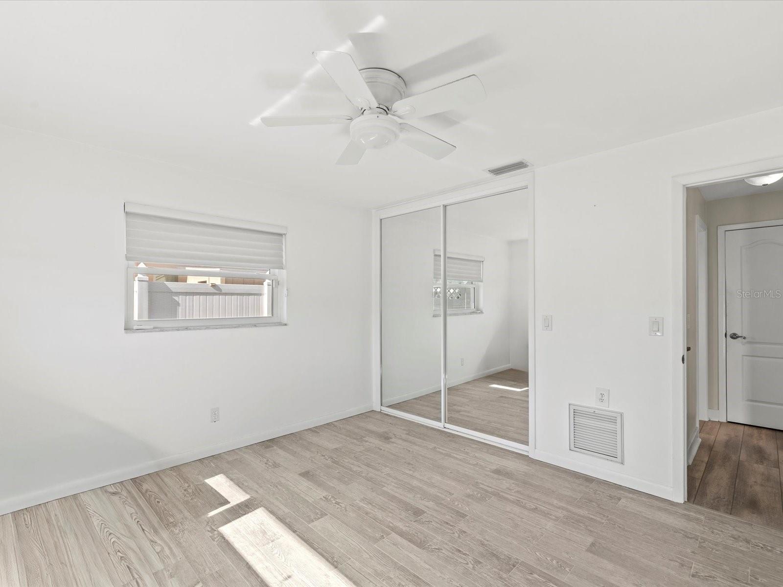 ISLAND ESTATES - Residential