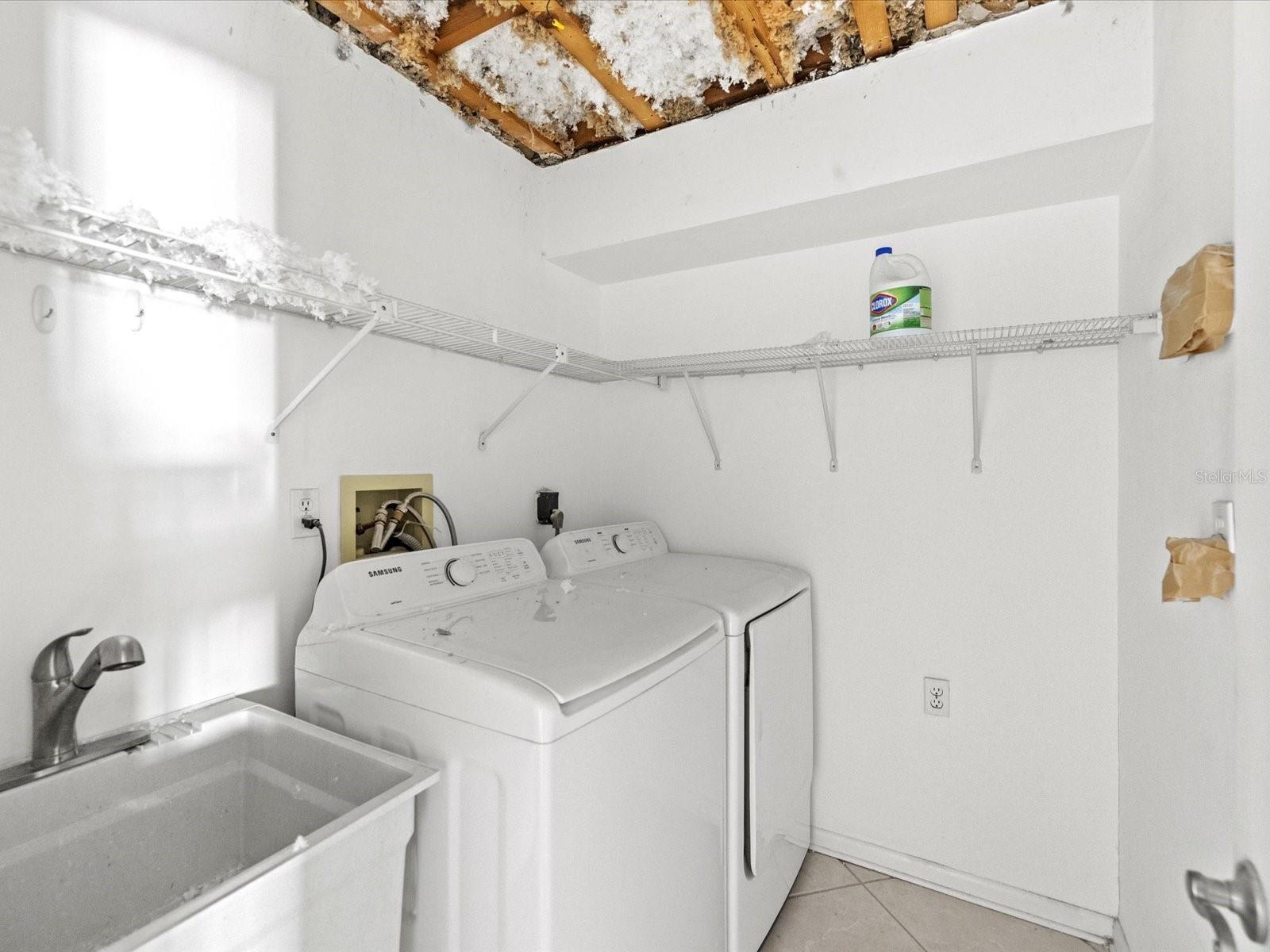 ISLAND ESTATES - Residential