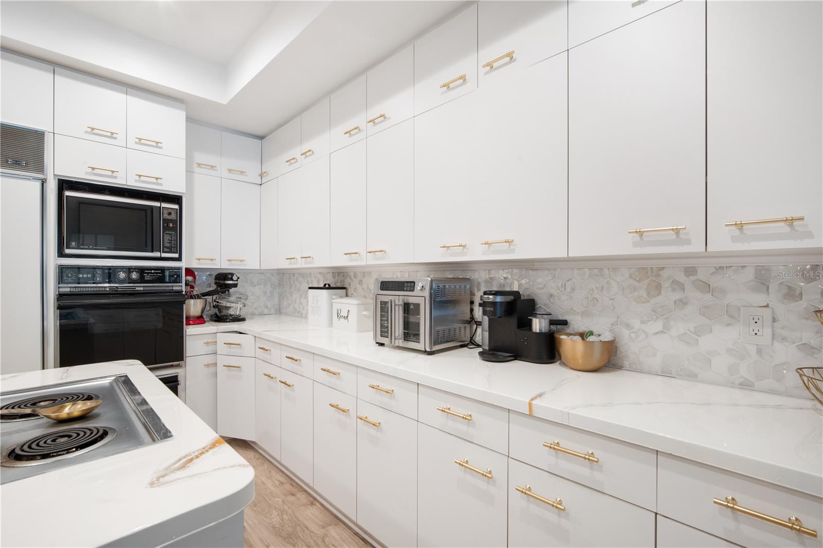 PALM COURT - Residential