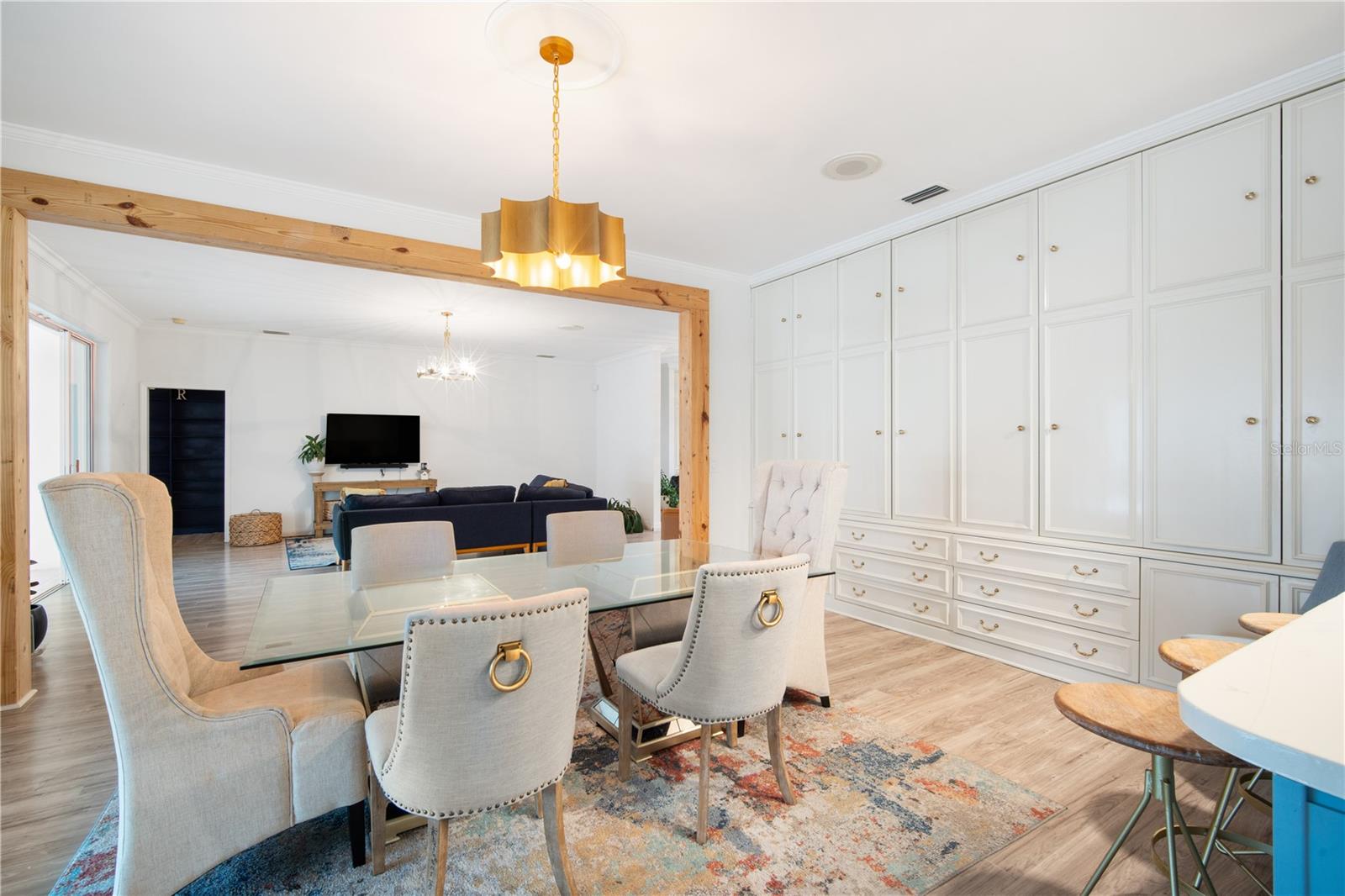 PALM COURT - Residential