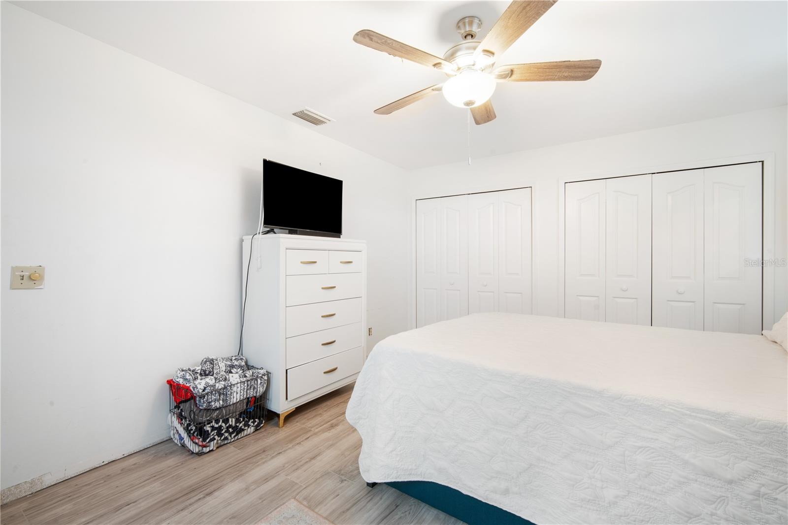 PALM COURT - Residential