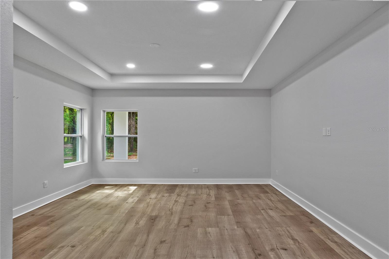 ROLLING HILLS - Residential Lease