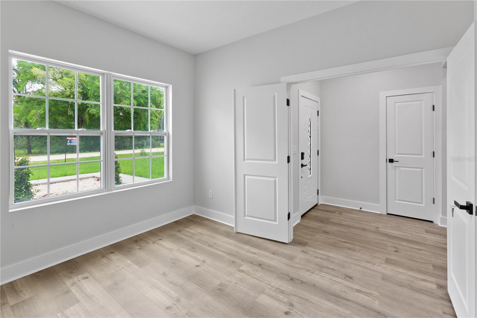 ROLLING HILLS - Residential Lease