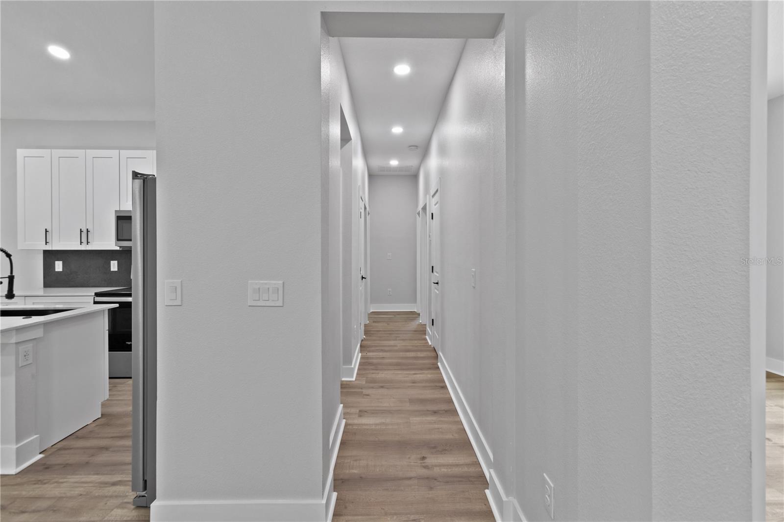 ROLLING HILLS - Residential Lease