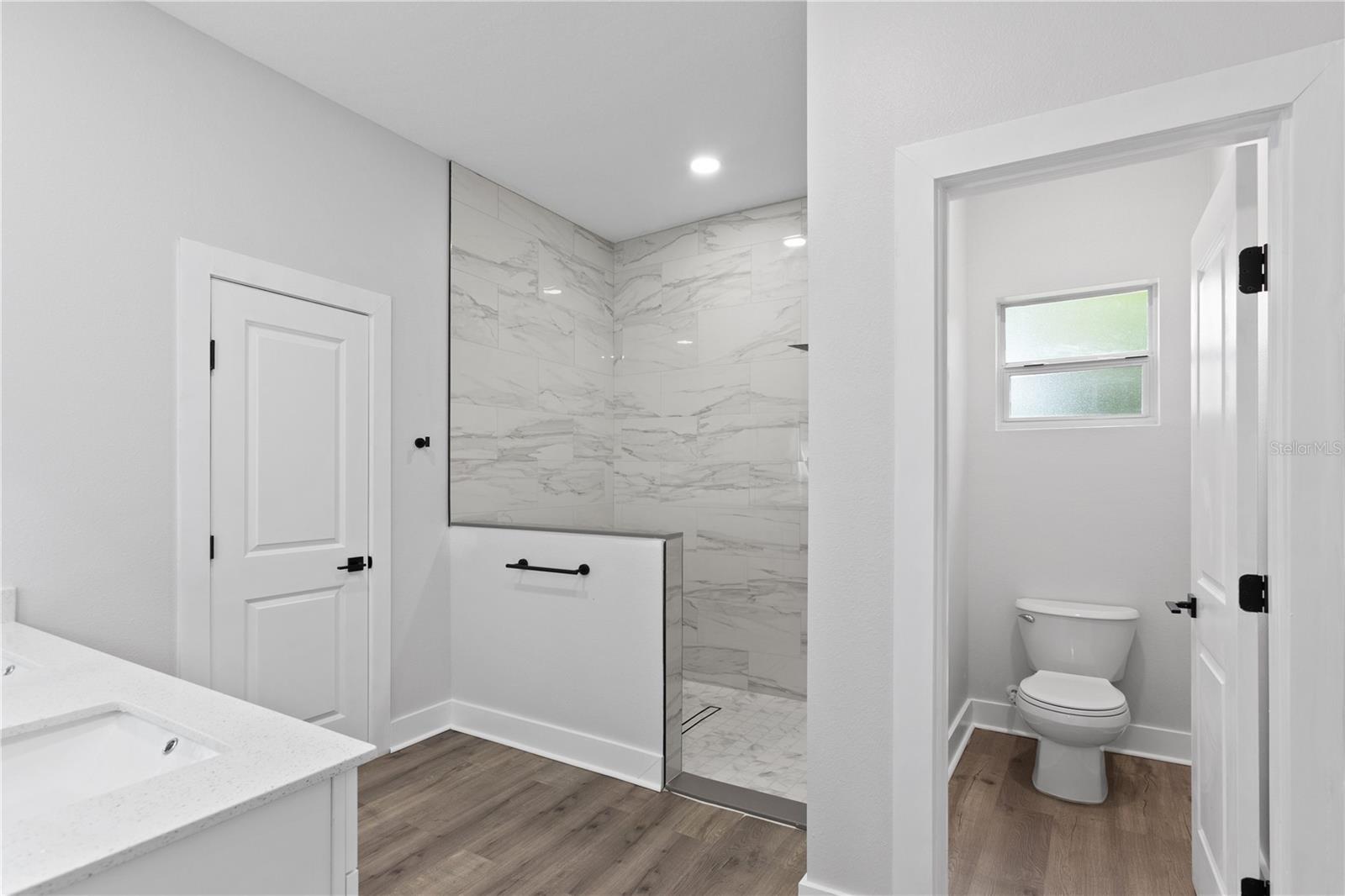 ROLLING HILLS - Residential Lease