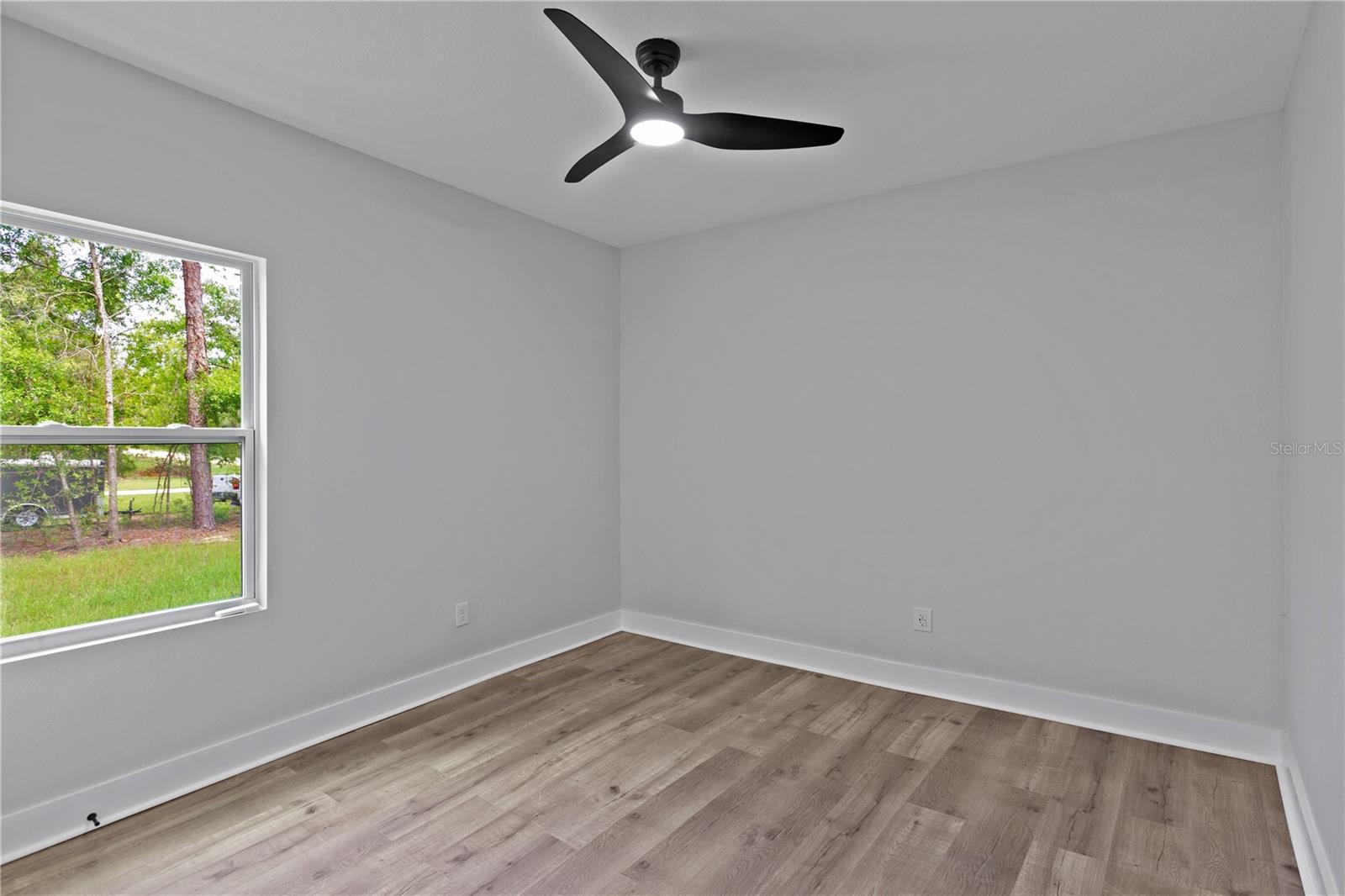 ROLLING HILLS - Residential Lease
