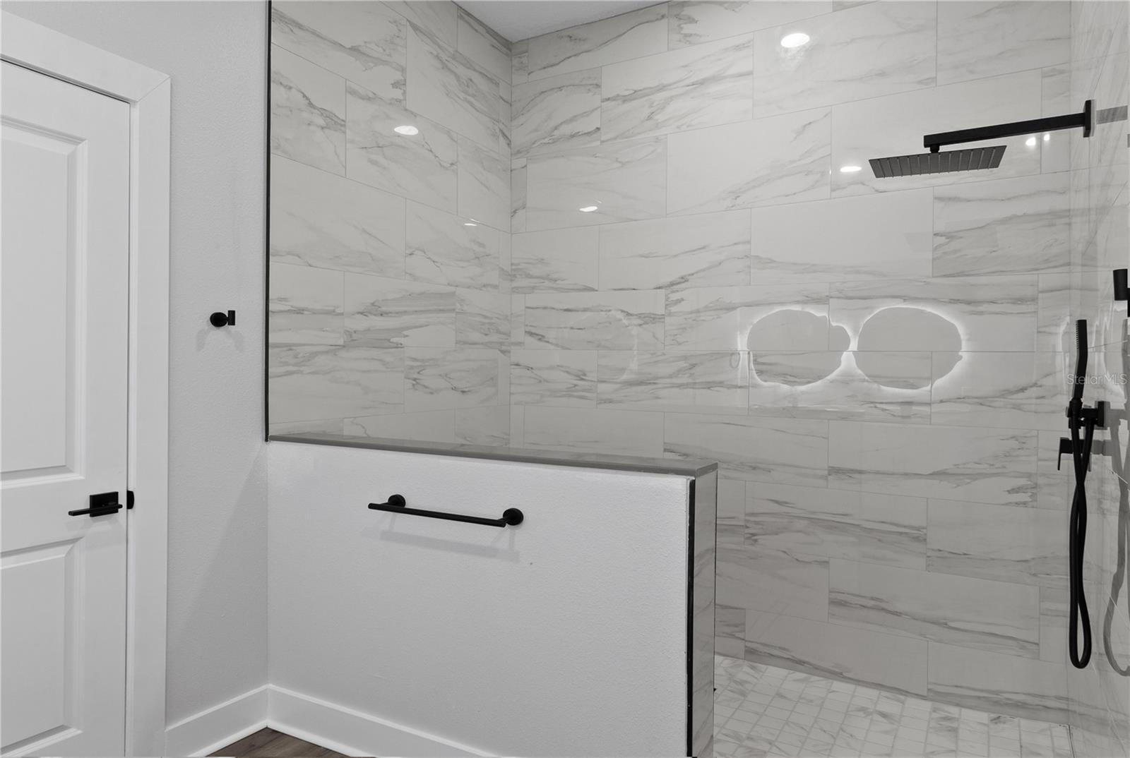 ROLLING HILLS - Residential Lease