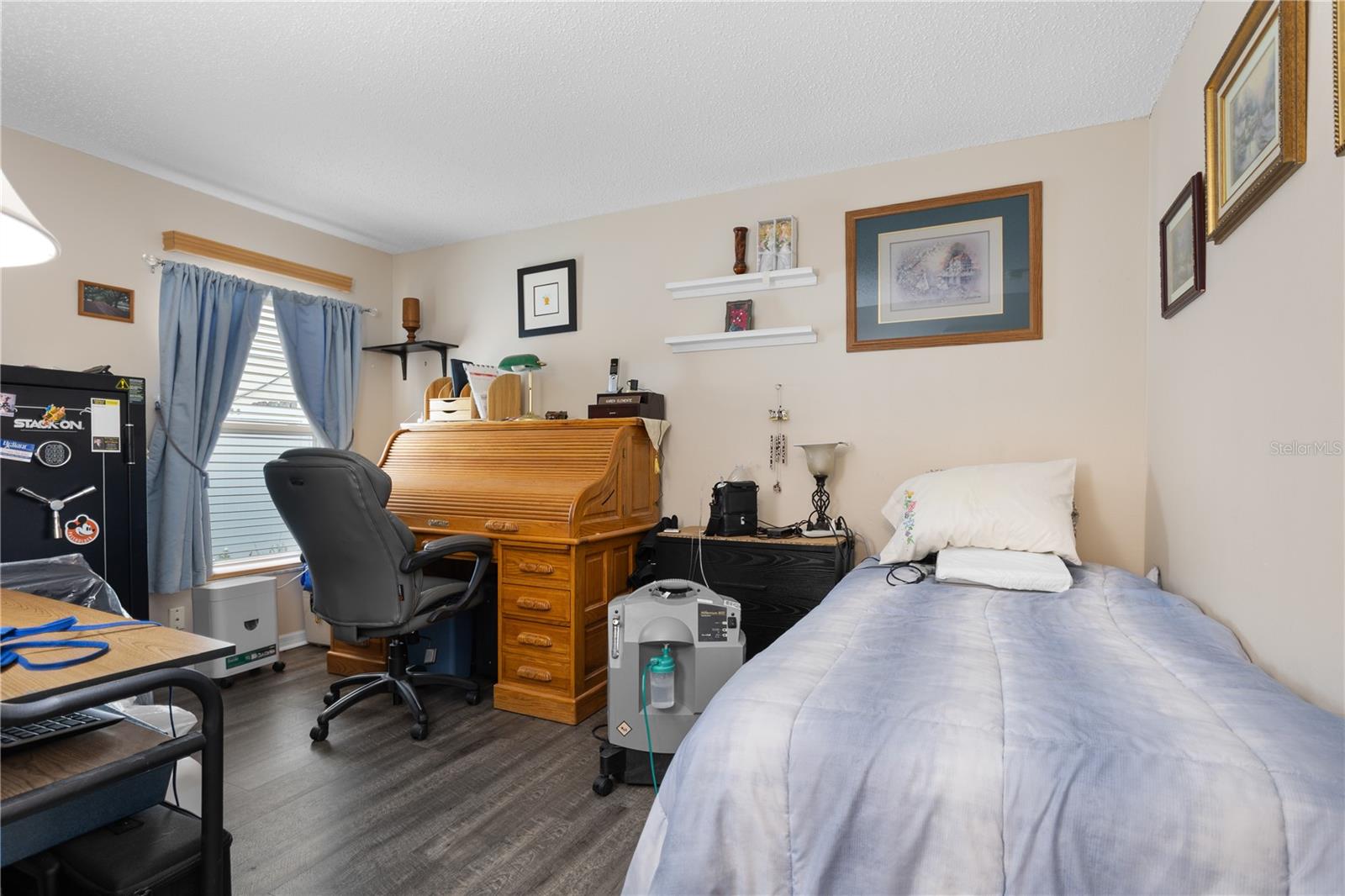 STERLING WOODS - Residential