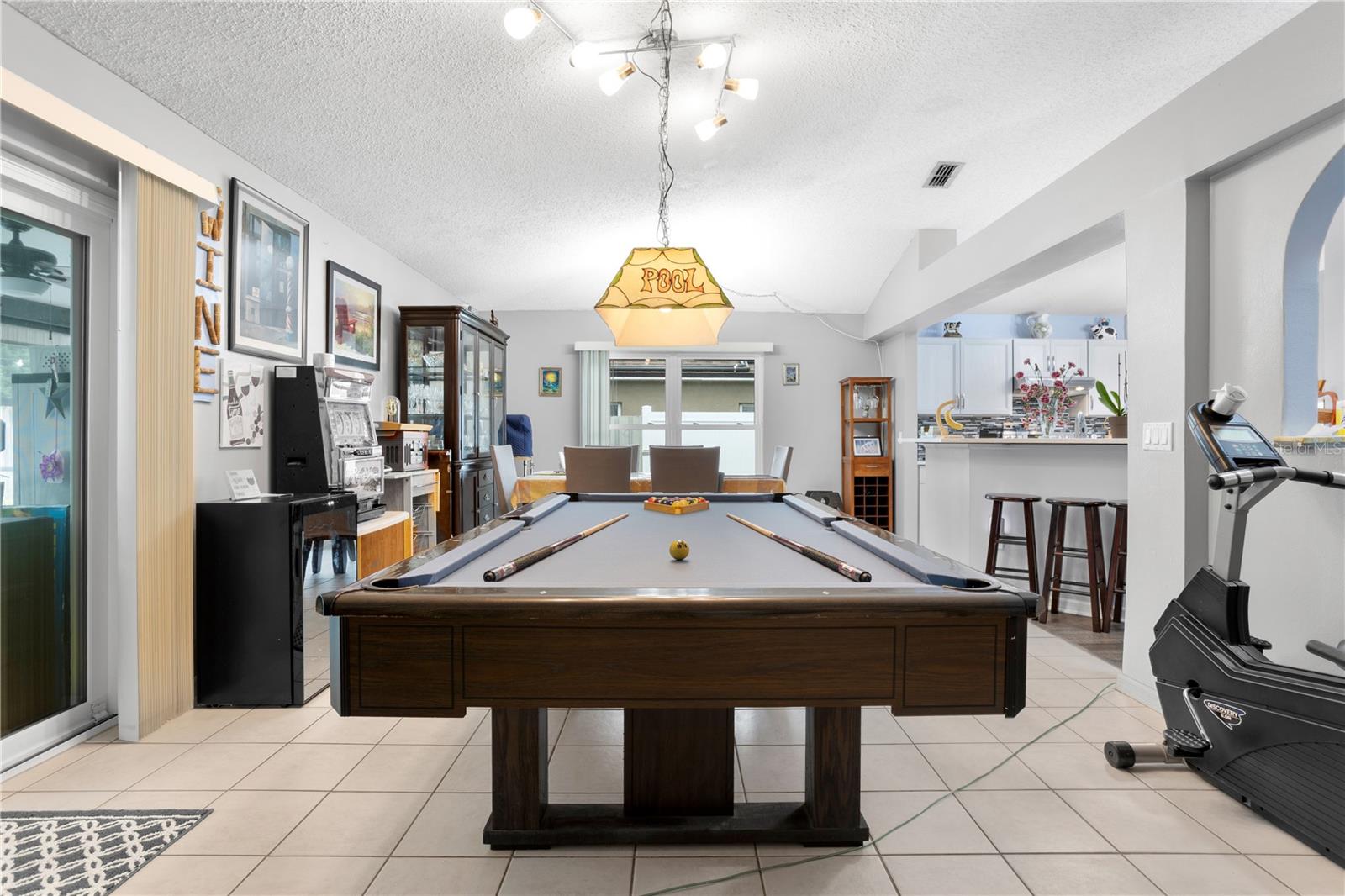 STERLING WOODS - Residential