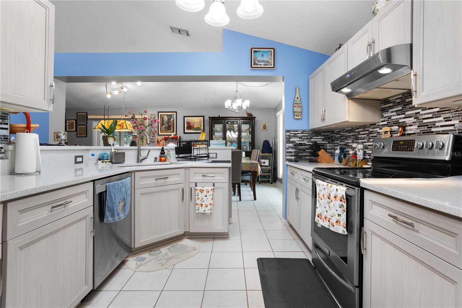 STERLING WOODS - Residential