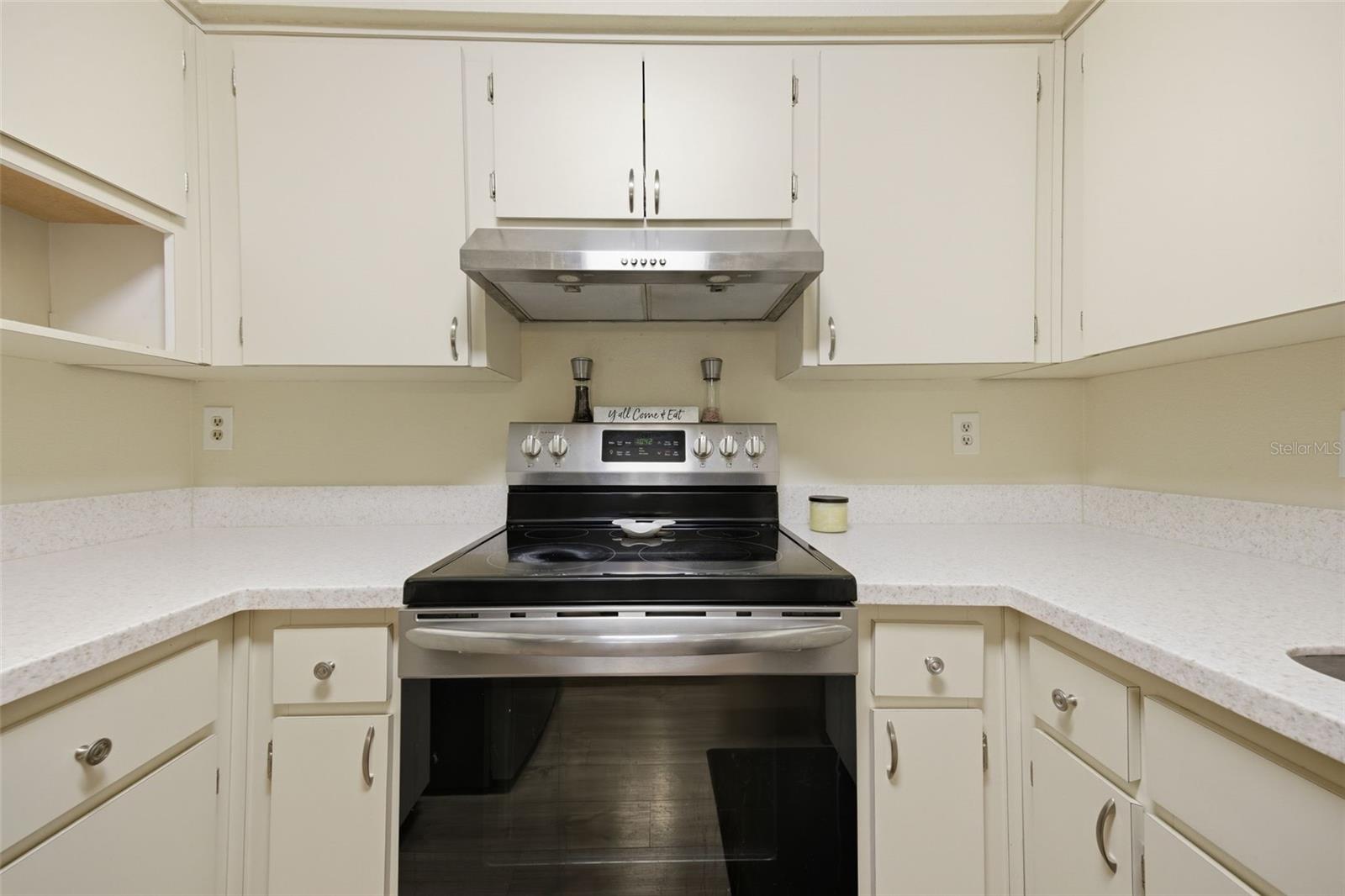 MEADOWLAKE PALM HARBOR CONDO - Residential