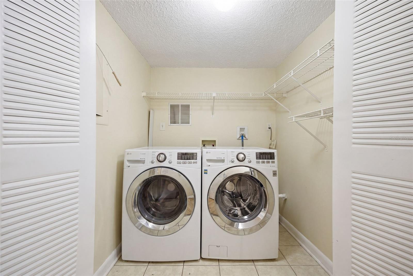 MEADOWLAKE PALM HARBOR CONDO - Residential