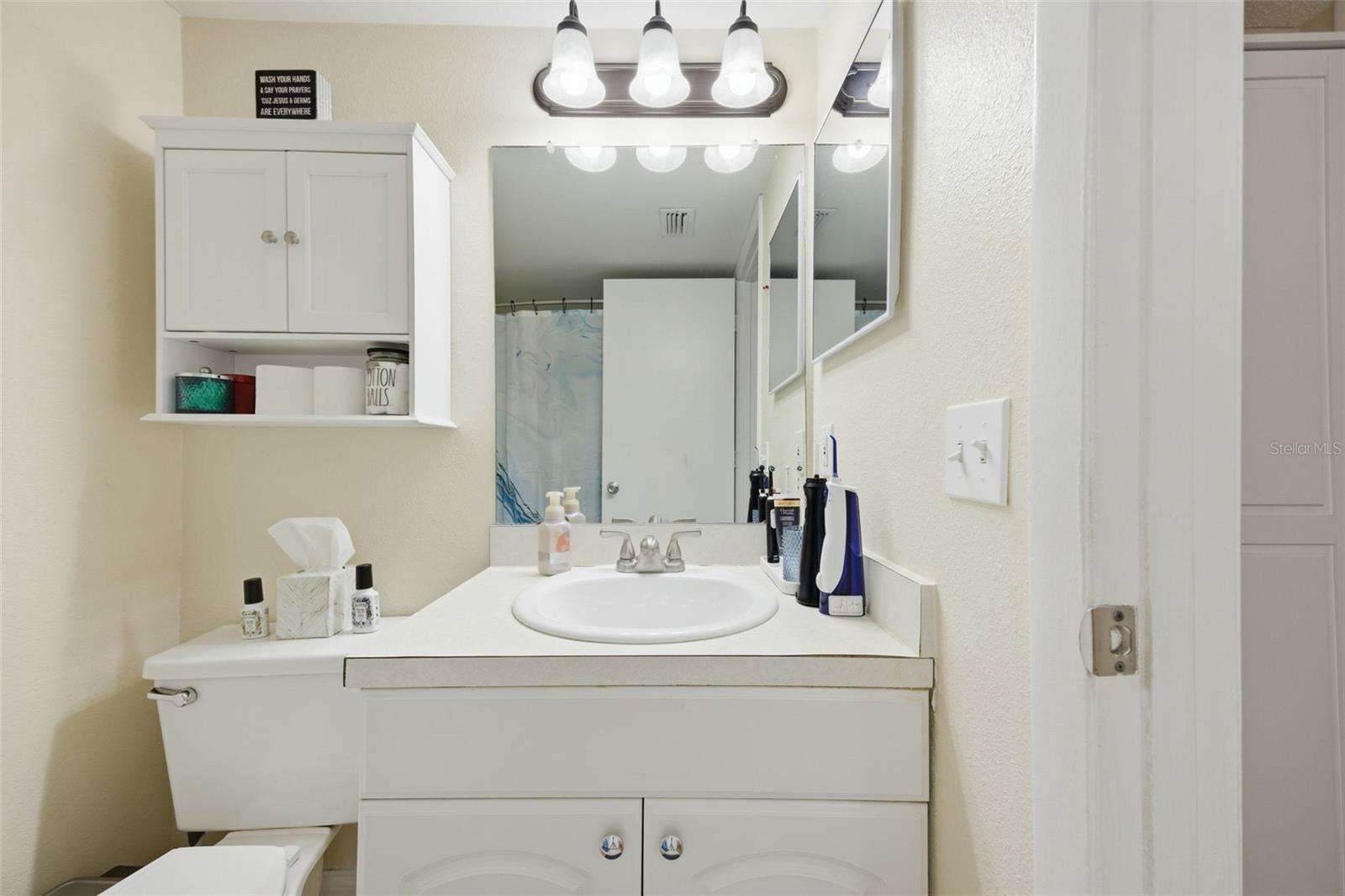 MEADOWLAKE PALM HARBOR CONDO - Residential