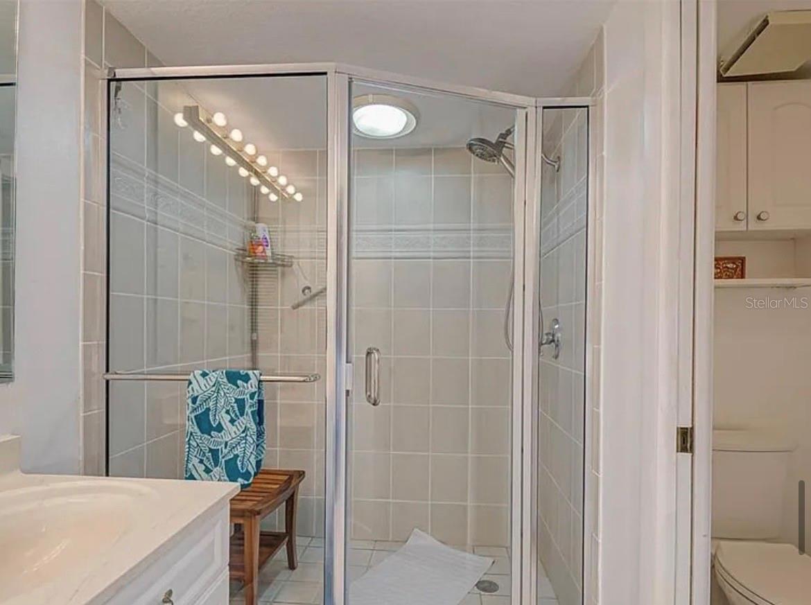 EMERALD POINTE PH 06 BLDG E - Residential