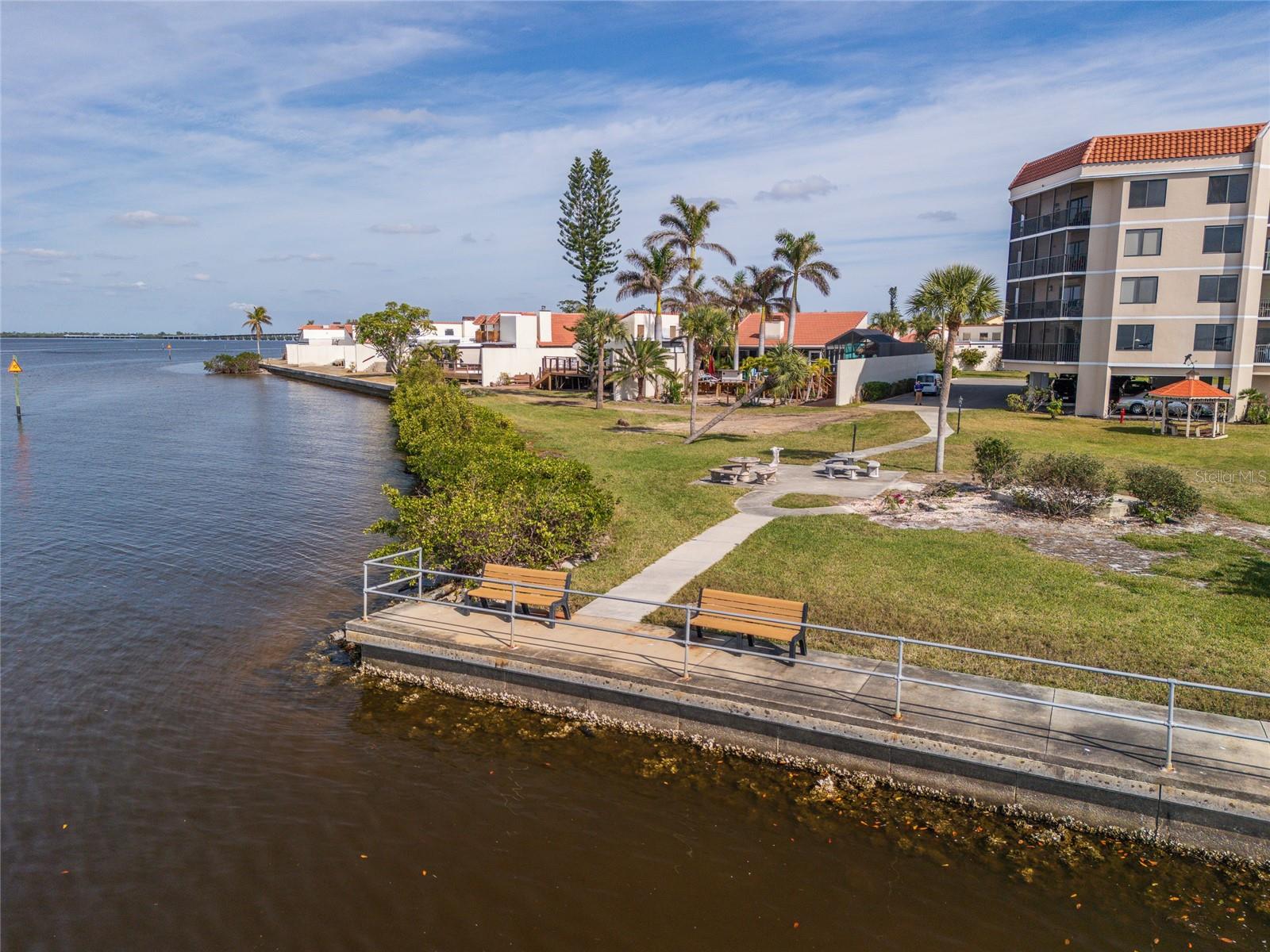 EMERALD POINTE PH 06 BLDG E - Residential